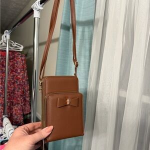 Chic Brown Crossbody Bag with Bow Detail